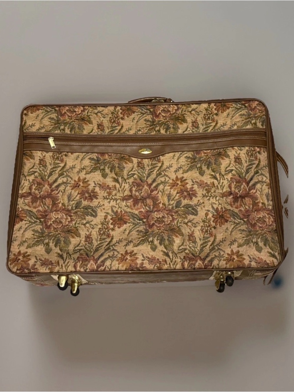 Vintage Jaguar Tan/Brown Floral Tapestry 26 Inch Rolling Luggage Suitcase EC